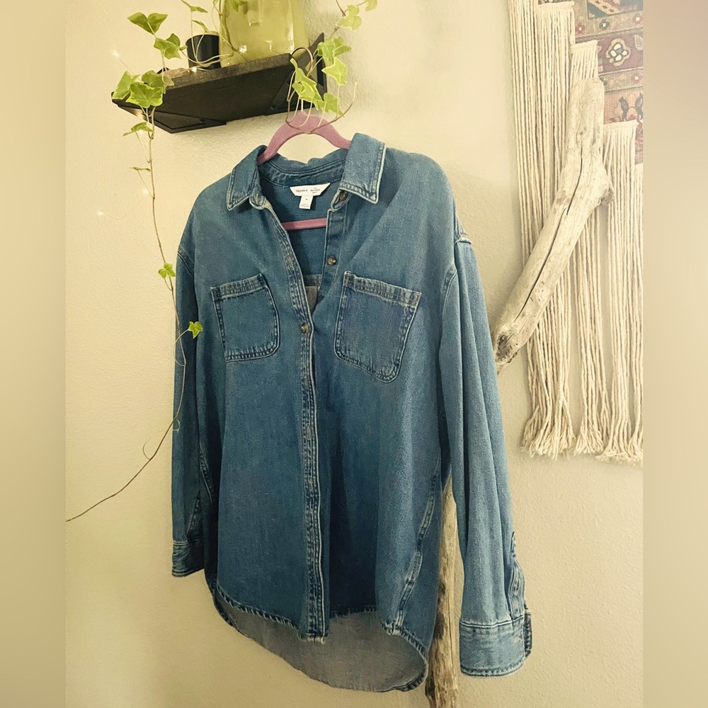 Old Navy-Blue Denim Button Up Jacket/Shirt Size: M